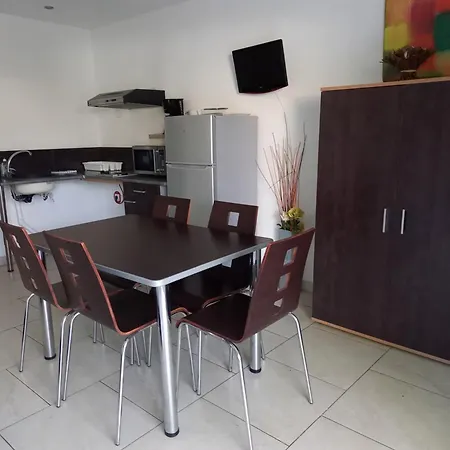 Hotel apartamentowy Le Saint Esteve La Ciotat