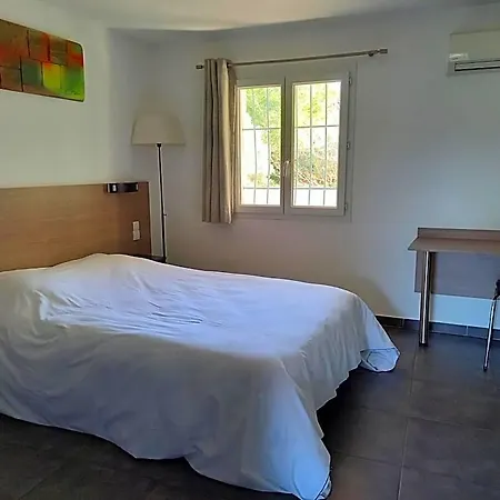 Le Saint Esteve Aparthotel